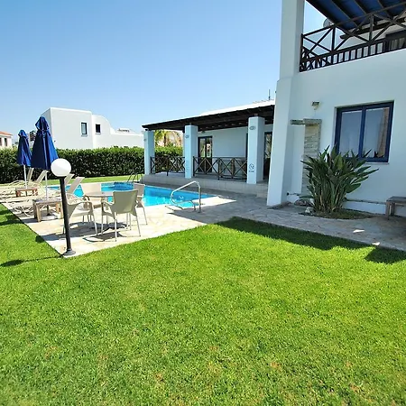 Kymmates Beach Front Villas Paphos Exterior photo